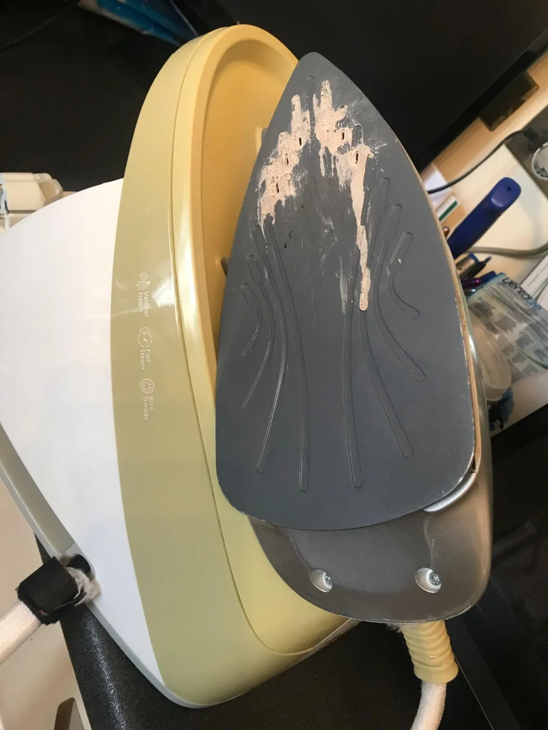 Koenig V28 Ferro da Stiro con Caldaia 6 Bar 1,1 L Ceramica