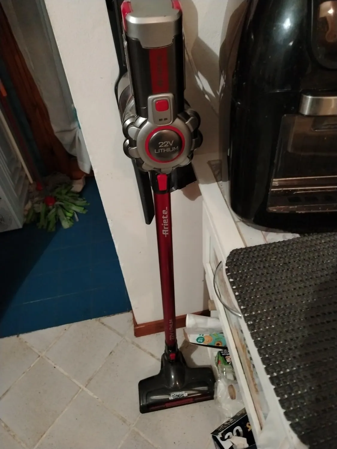 Ariete 2757 Power Brush spazzola ruote Digital Lithium 22V