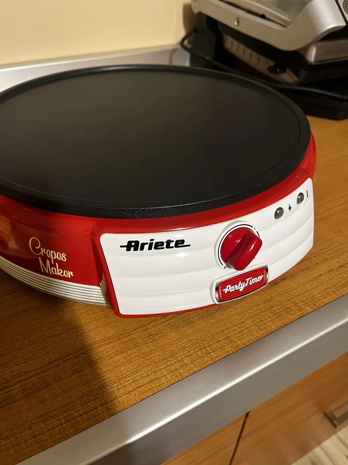 Ariete Party Time 202 crepiera elettrica rossa antiaderente