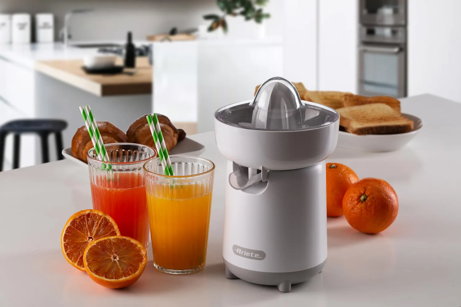 Ariete 418 Breakfast spremiagrumi elettrico beige 40W