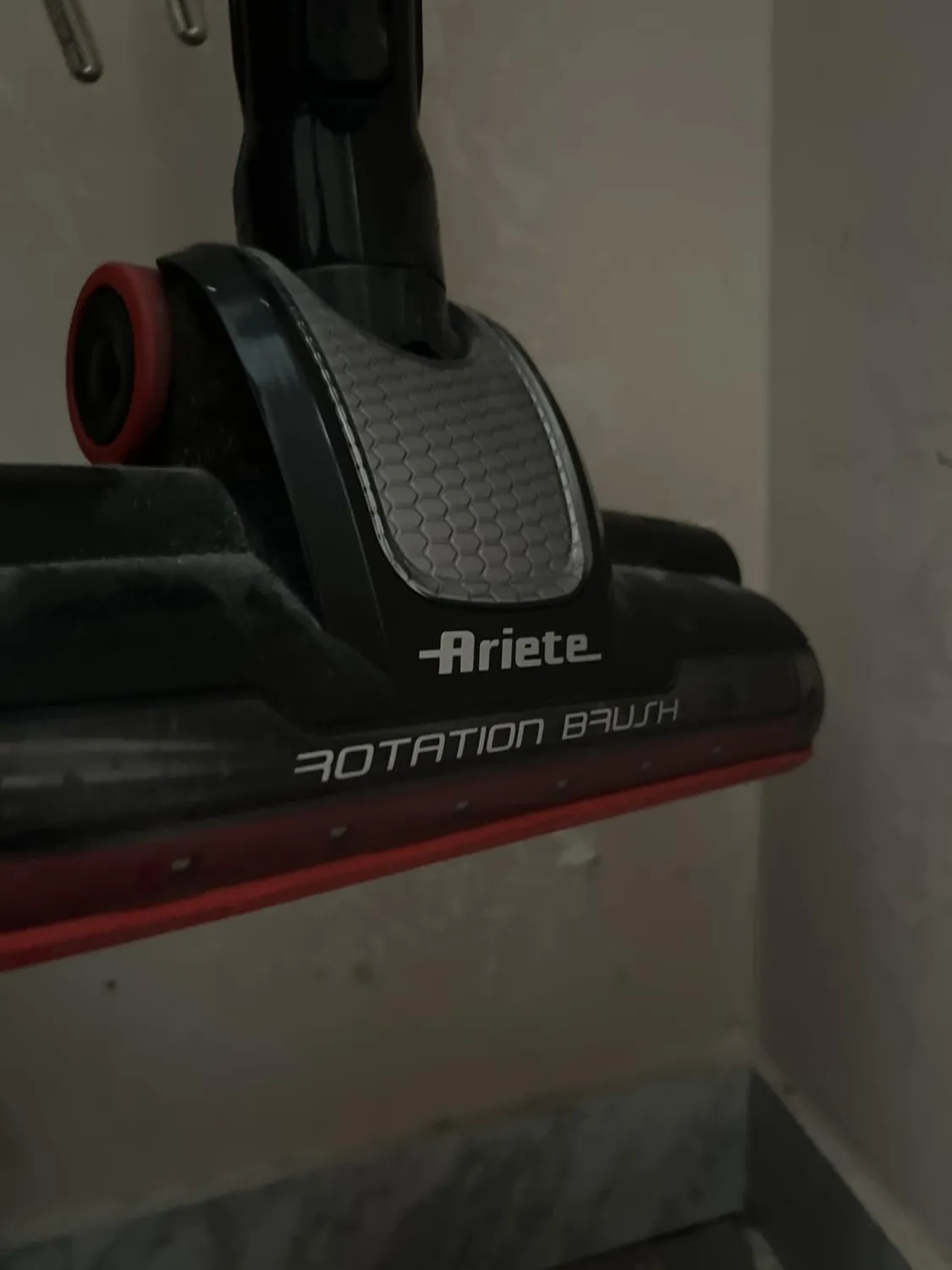 Ariete Handy Force 2759 Scopa Elettrica con Filo 600W