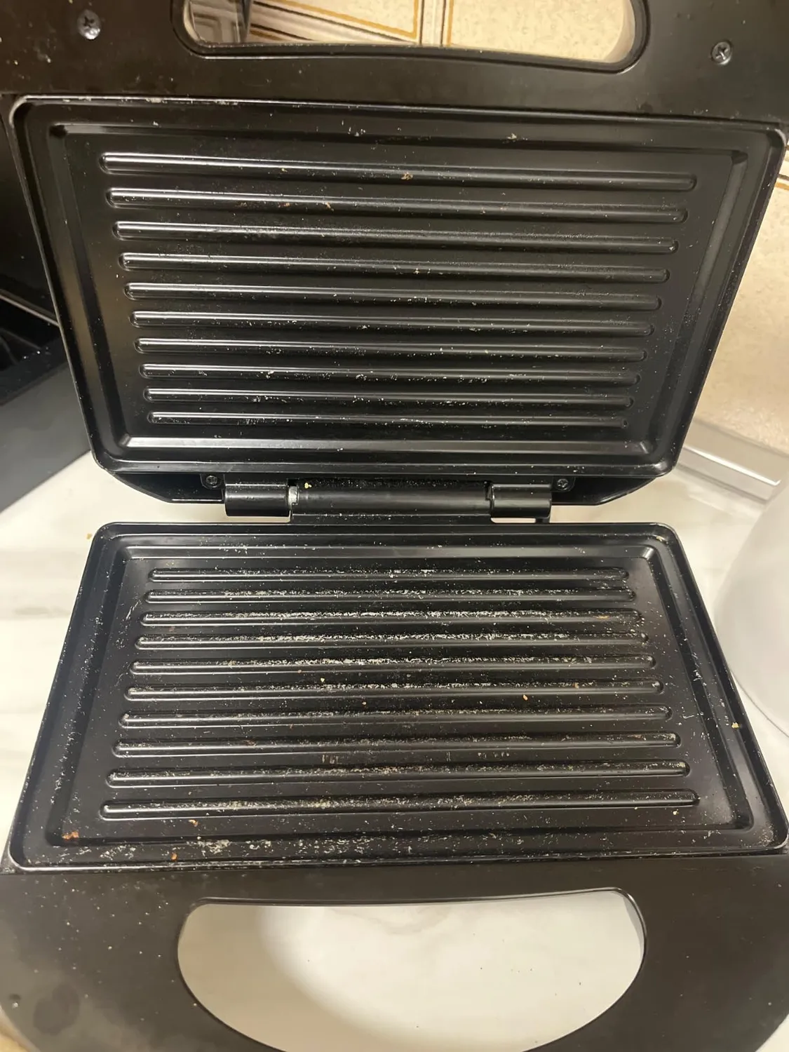 Ariete 1980 Toast & Grill Easy tostiera sandwich 750W rigata