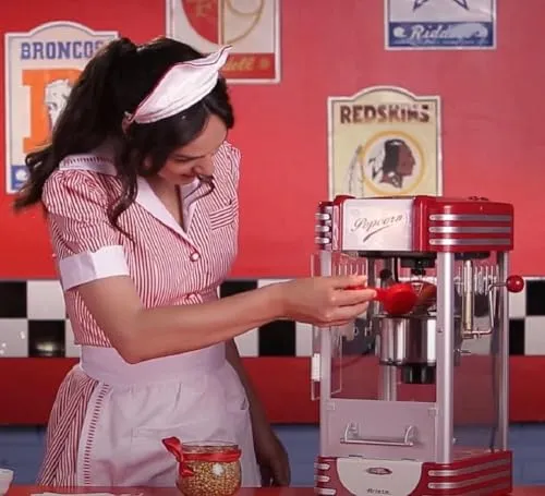 Ariete Party Time 2953 macchina pop corn rossa ad aria