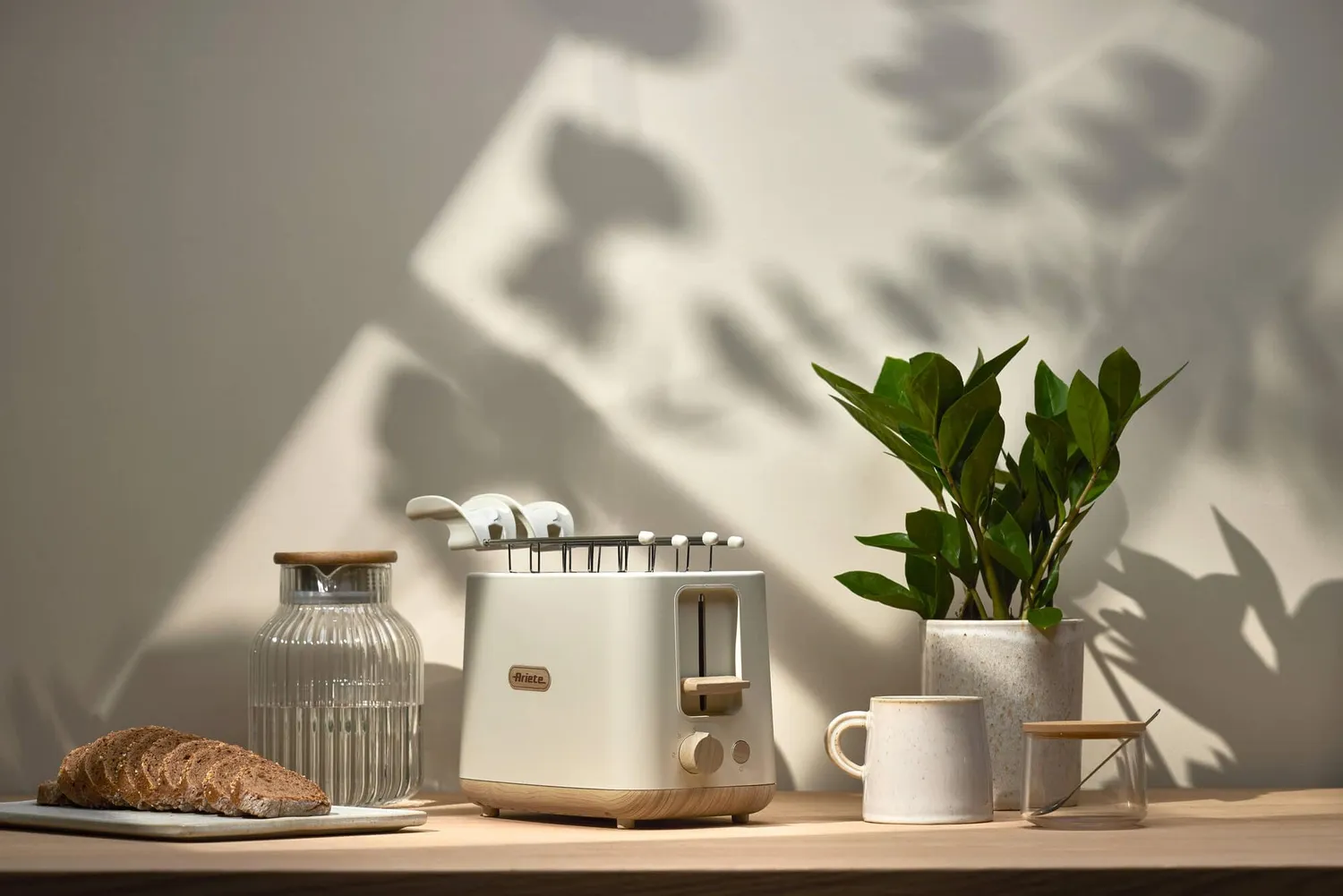 Ariete Breakfast Wood 157 tostapane beige con pinze