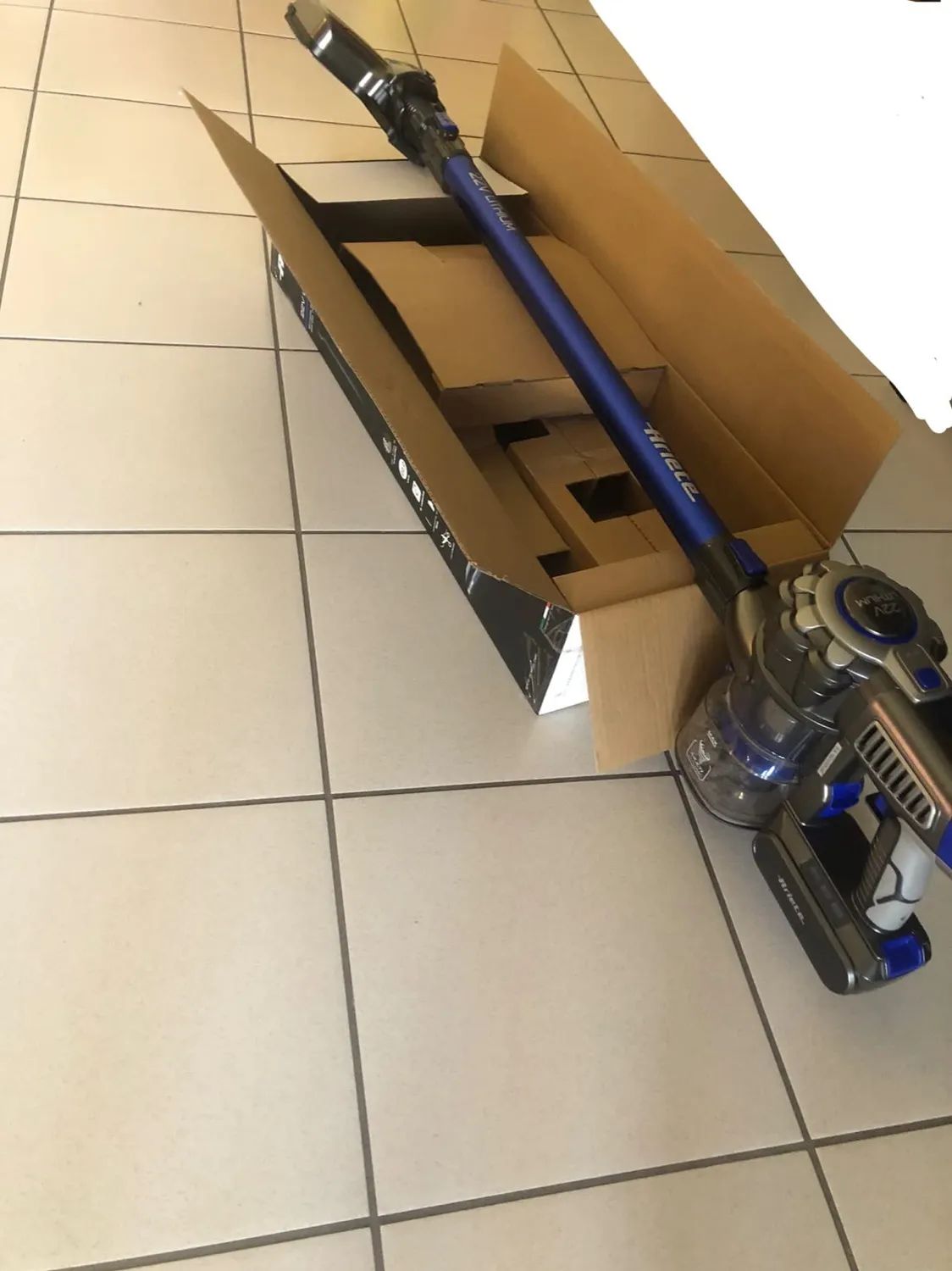 Ariete 2722 22V Lithium scopa elettrica motore tradizionale