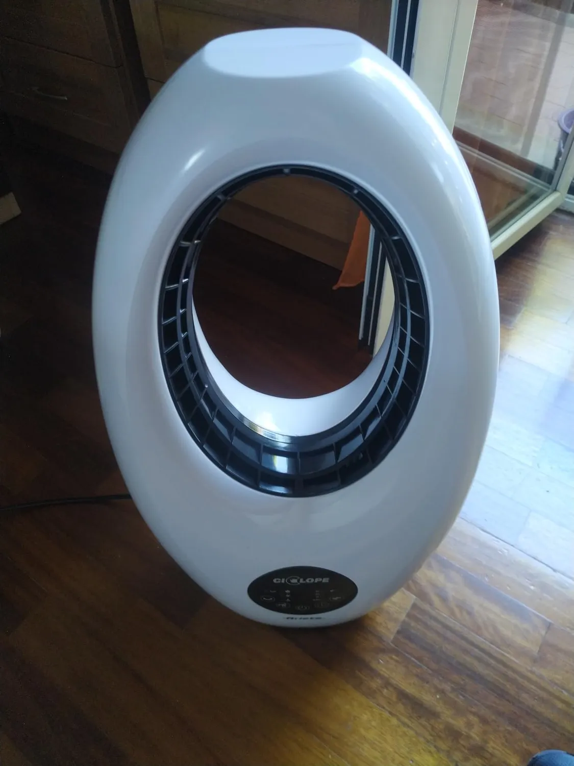 Ariete Ciclope 803 ventilatore senza pale tavolo LED