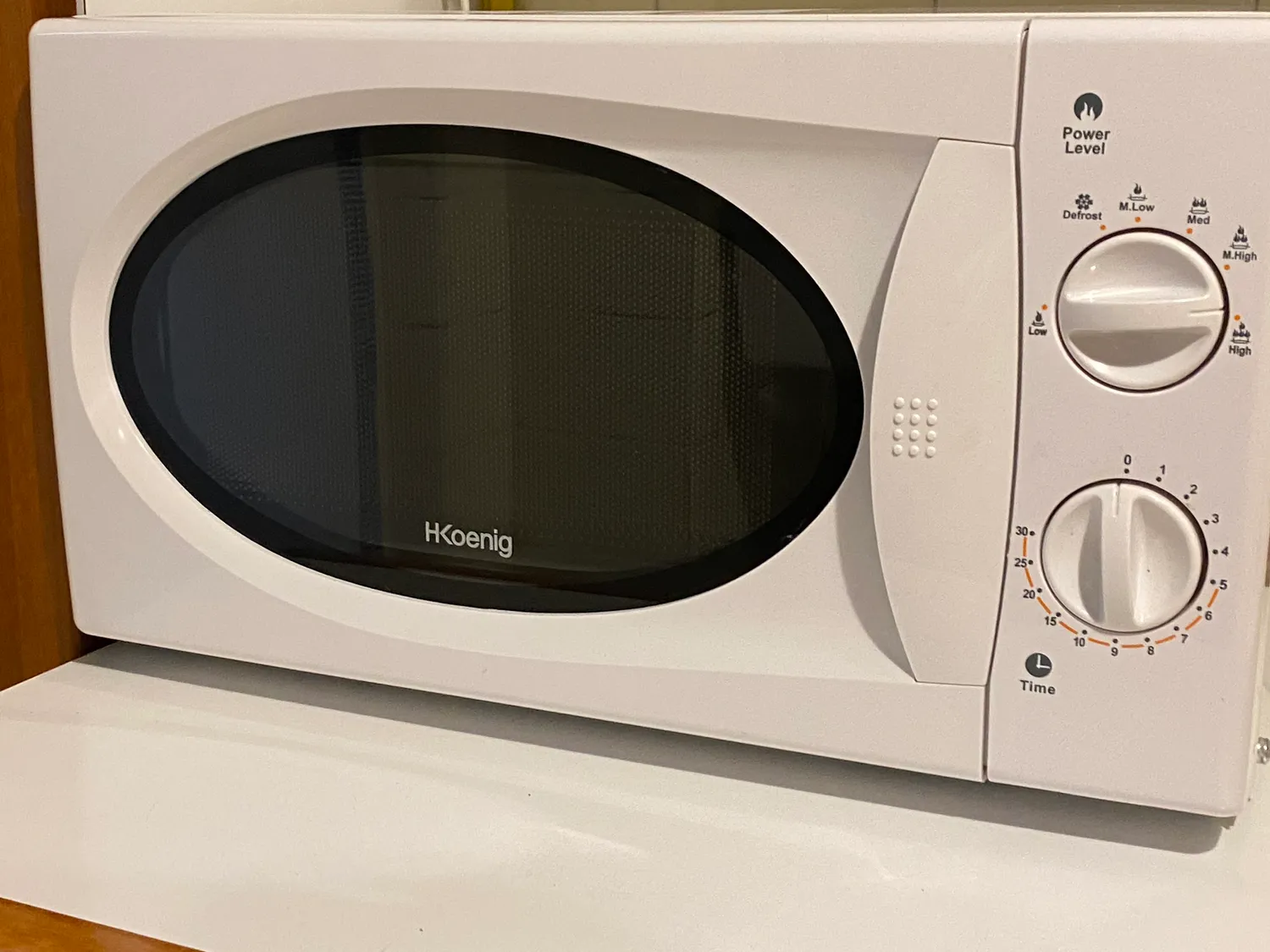 H.Koenig VIO6B microonde 20L nero 700W