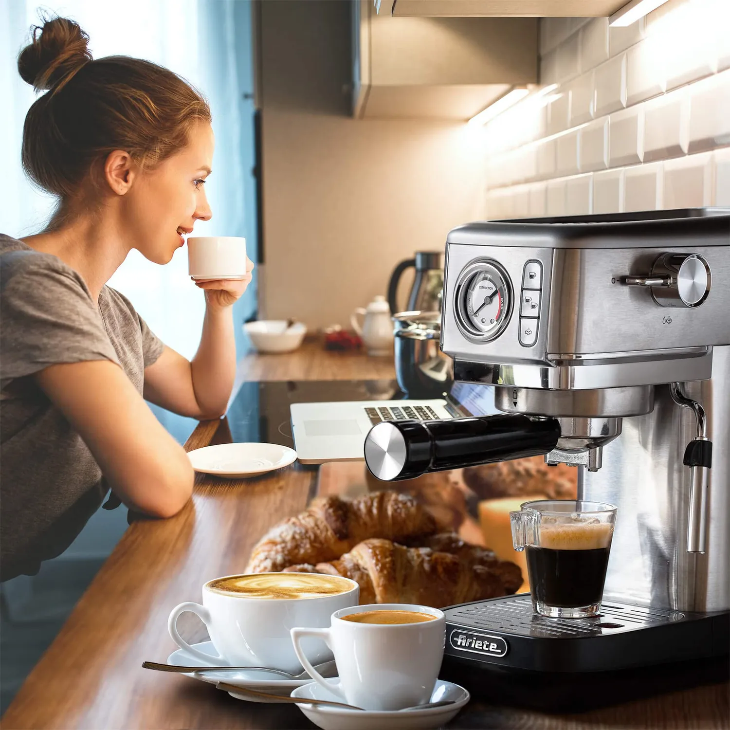 Ariete Espresso Slim Metal 1381 macchina caffe con manometro 15 bar