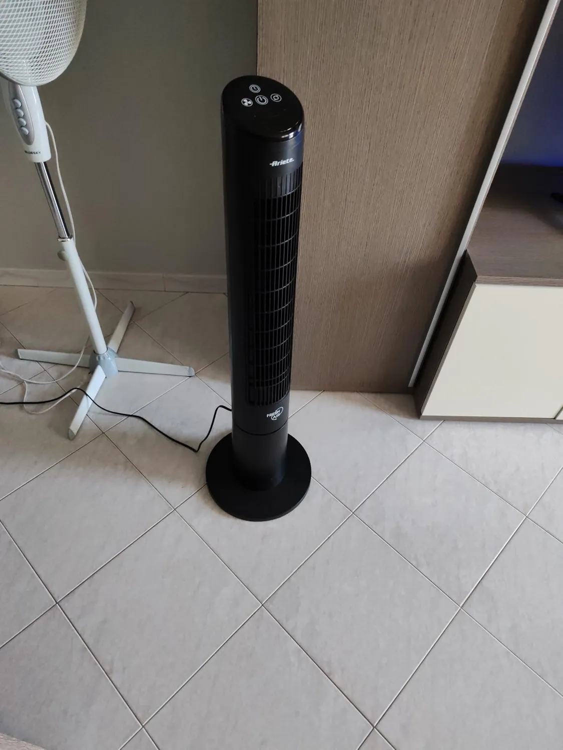 Ariete 805 Freshair ventilatore torre nero 45W 3 velocità