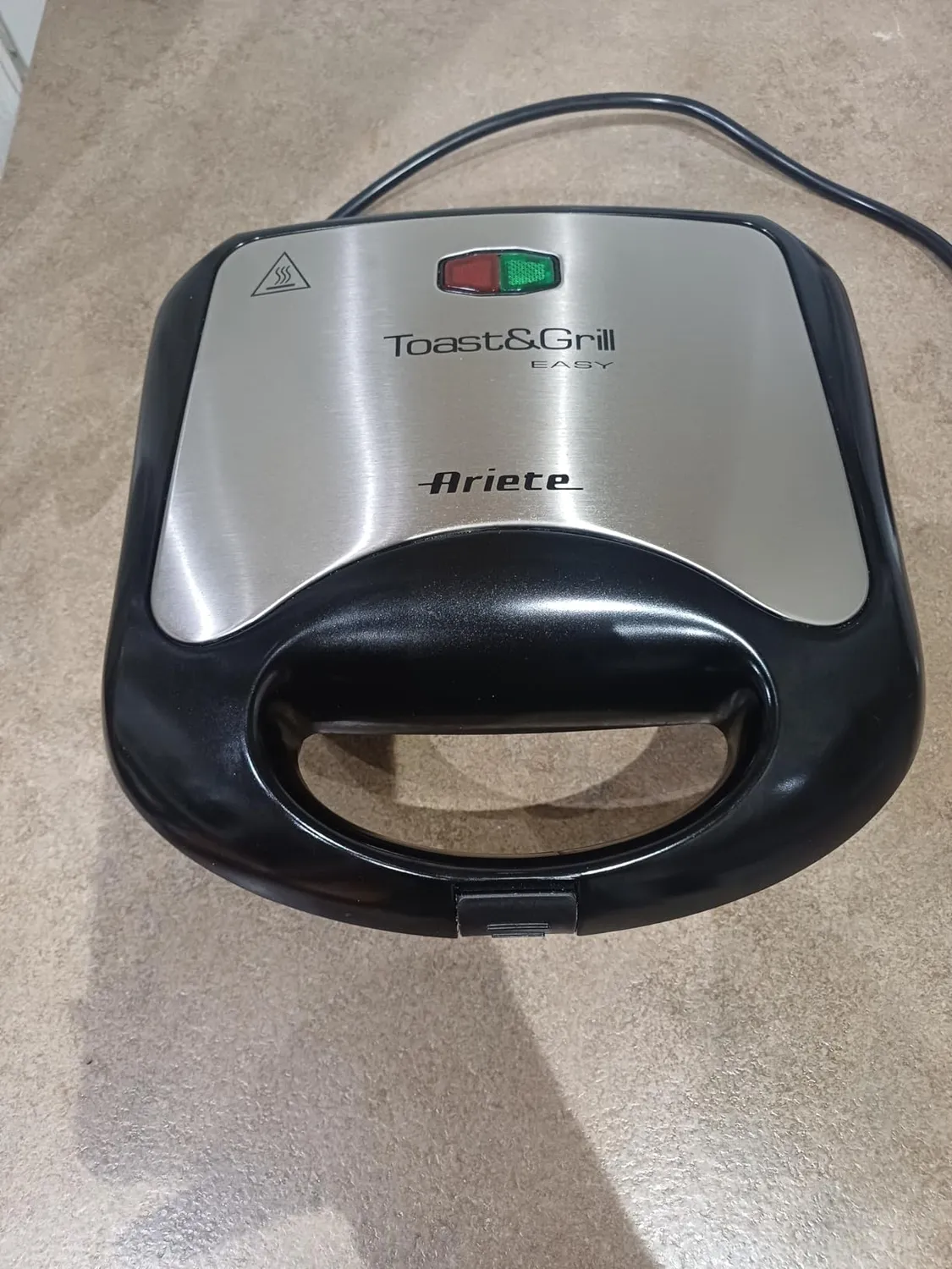 Ariete 1980 Toast & Grill Easy tostiera sandwich 750W rigata