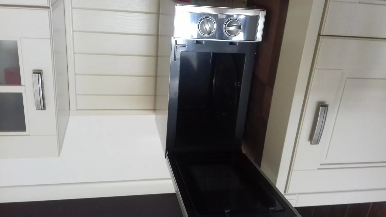 H.Koenig VIO7 microonde grill 23L nero specchio 1000W