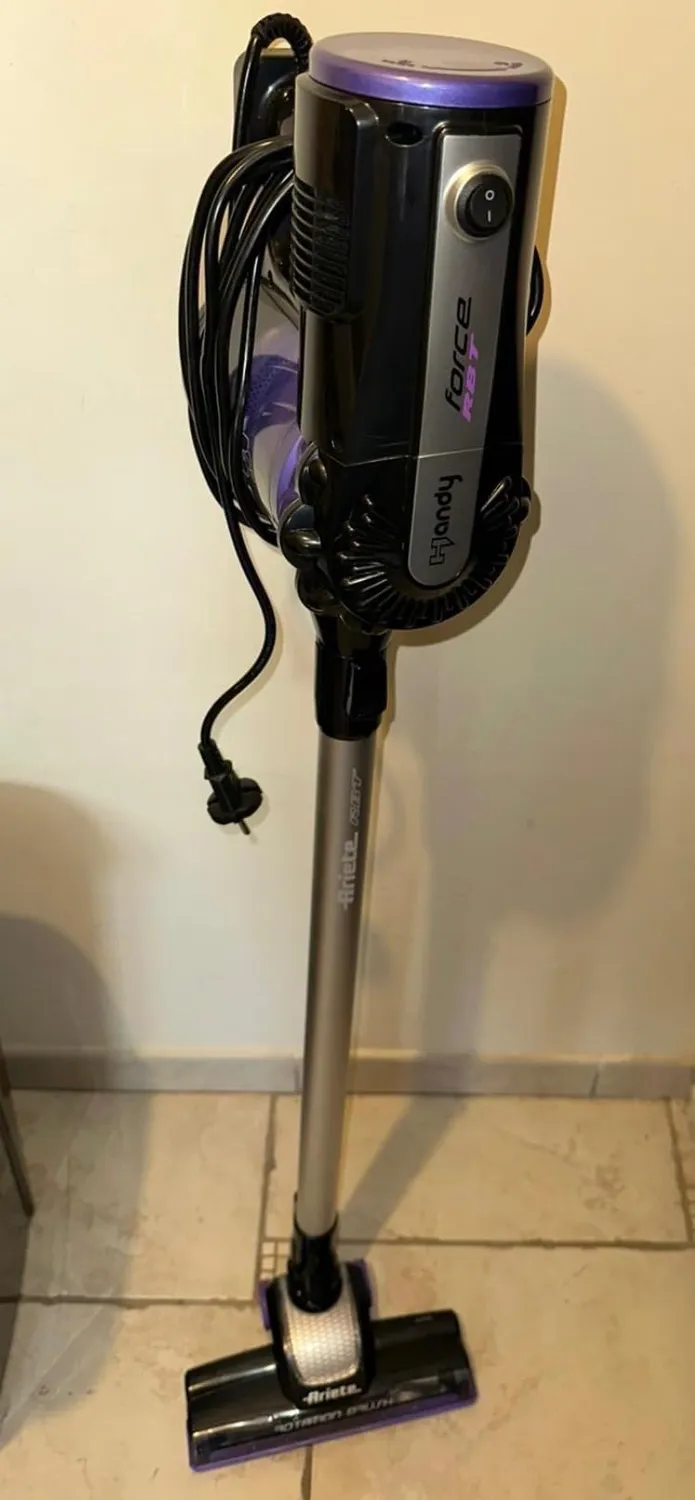 Ariete 2359 Handy Force scopa elettrica filo 600W viola